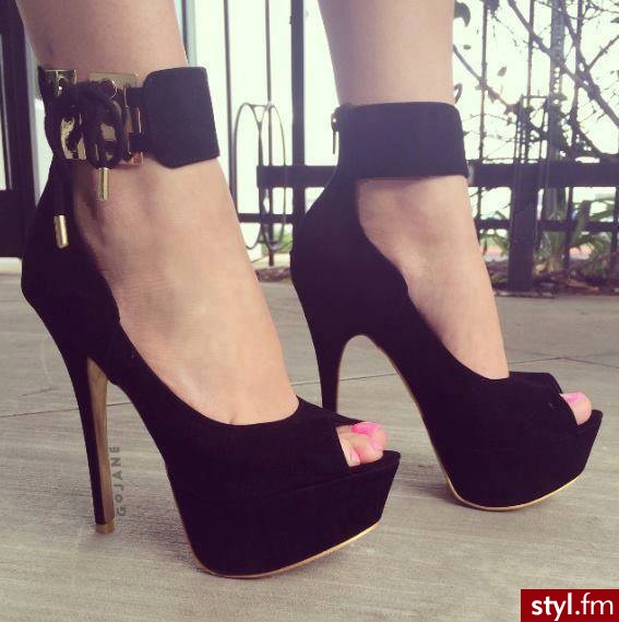 Szpilki Buty Moda