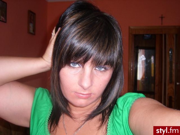 Średnie Fryzury