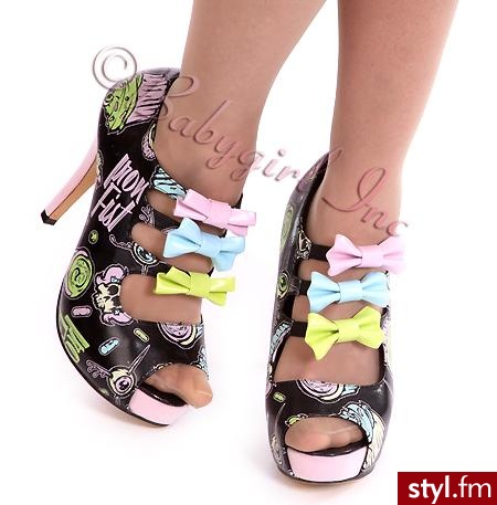 Pozostałe Buty Moda