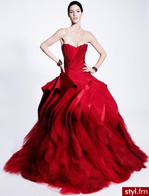Sukienki Moda