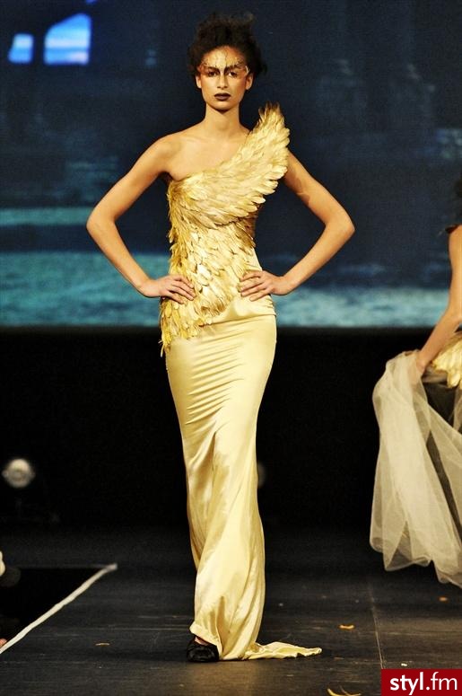 Sukienki Moda