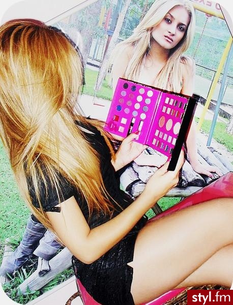 Blond Rozpuszczone Proste Na co dzień Długie Fryzury