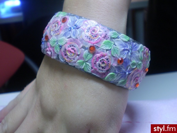 recznie dziergane kwiaty akrylowe - Pozostałe Dodatki Moda