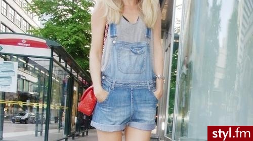jeśli zdjęcie się powtórzy to przepraszam ; )) . nie robię tego specjalnie !. 
prosze gdyby co o link . ;)) - Moda uliczna Inne Moda