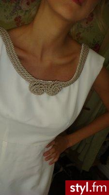 Przód sukienki http://styl.fm/moda/sukienki/moda1086008.htm - Sukienki Moda