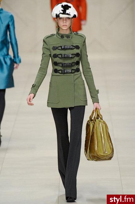 Płaszcze Okrycia Moda