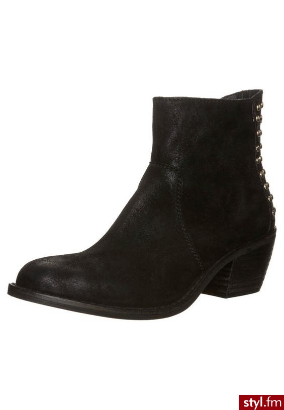SPM Botki czarny - Botki Buty Moda