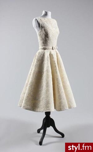 Sukienki Moda