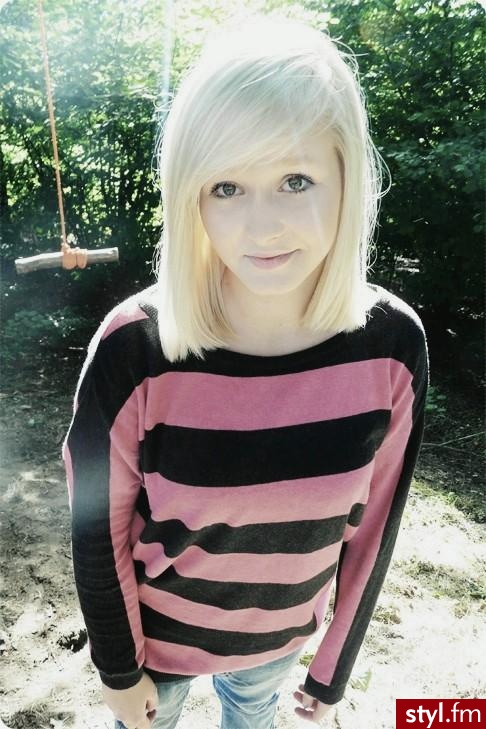 Średnie Fryzury