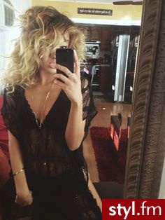 Średnie Fryzury