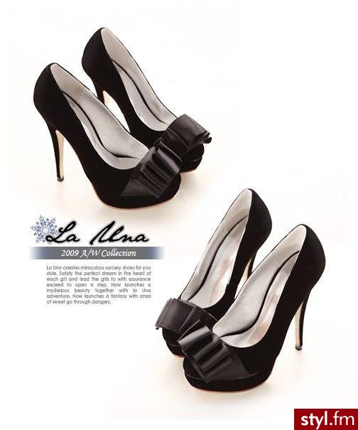 http://moda.allegro.pl/item981891625_kvoll_super_botki_japan_style_39.html - Pozostałe Buty Moda