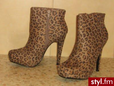 Jeżeli zdjęcie znajduje się już w galerii poproszę o link - Pozostałe Buty Moda