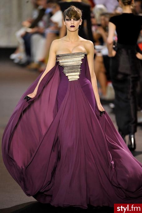 Sukienki Moda
