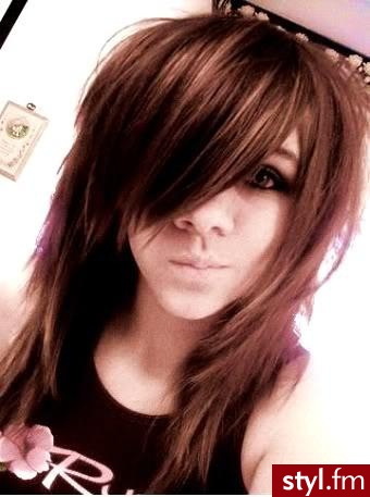 ;d;d. ;d;d - Średnie Fryzury