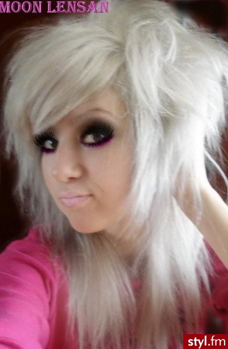 EMO Alternatywne Średnie Fryzury