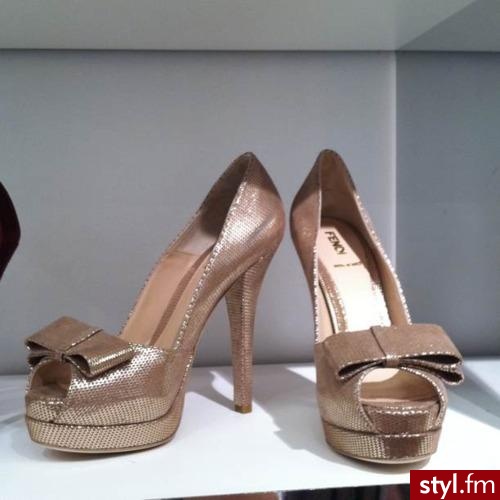 Szpilki Buty Moda