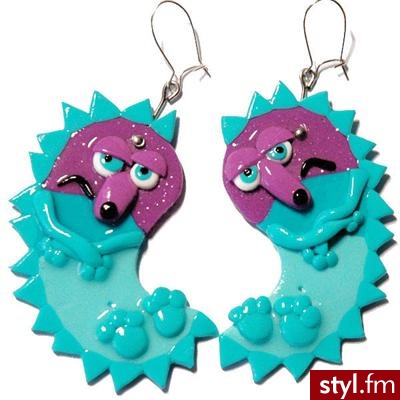 Jesli jest juz w galerii, prosze pisac:P Jednak usune tylko jak dostane link:). Smieszne kolczyki znalezione na allegro;P - Pozostałe Dodatki Moda