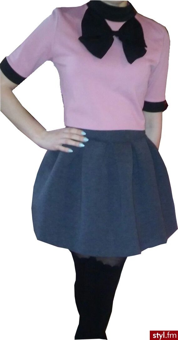 https://www.vinted.pl/damska-odziez/bluzki-z-krotkimi-rekawami/11887760-rozowa-krotka-bluzeczka-crop-top-s-boohoo-kokrdka - Bluzki Ciuchy Moda