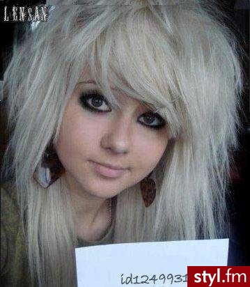 EMO Alternatywne Średnie Fryzury