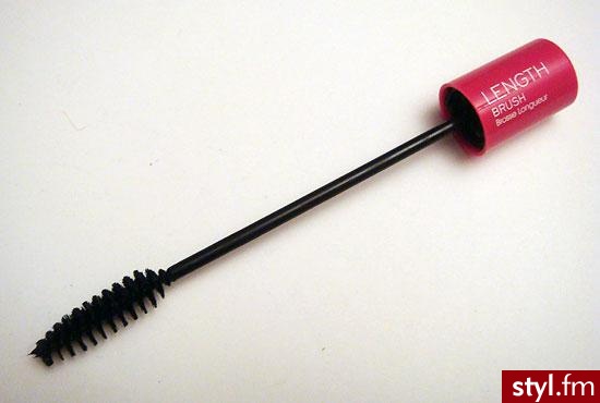 rzęsy. Rimmel Glam’Eyes Day 2 Night Mascara Review and Swatches - Makijaże