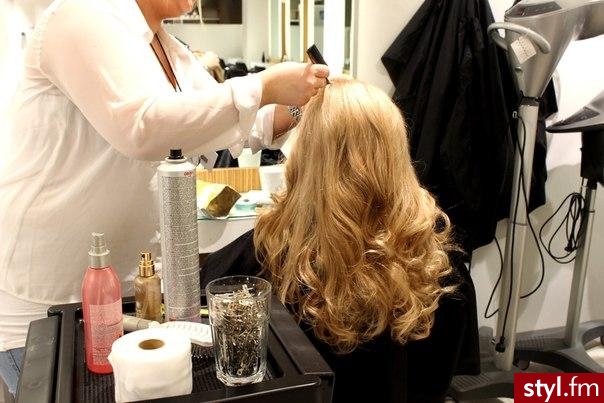 Blond Rozpuszczone Kręcone Na co dzień Długie Fryzury