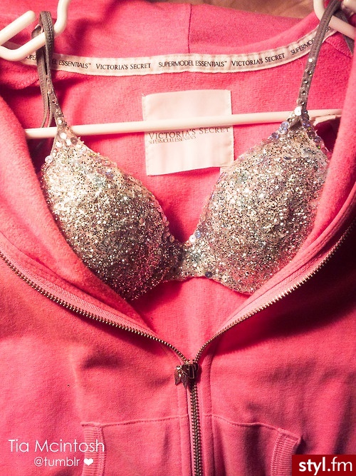 Biustonosze Bielizna Moda
