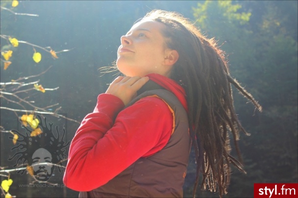 Dready http://www.dread-zone.pl - Dredy Alternatywne Długie Fryzury