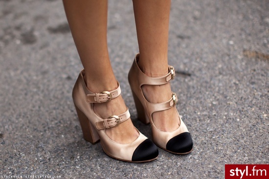 Półbuty Buty Moda