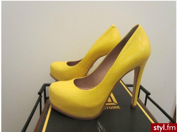Szpilki Buty Moda