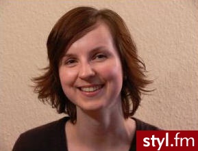 Po wizycie u Duńskiego fryzjera... - Rude Rozpuszczone Proste Na co dzień Średnie Fryzury