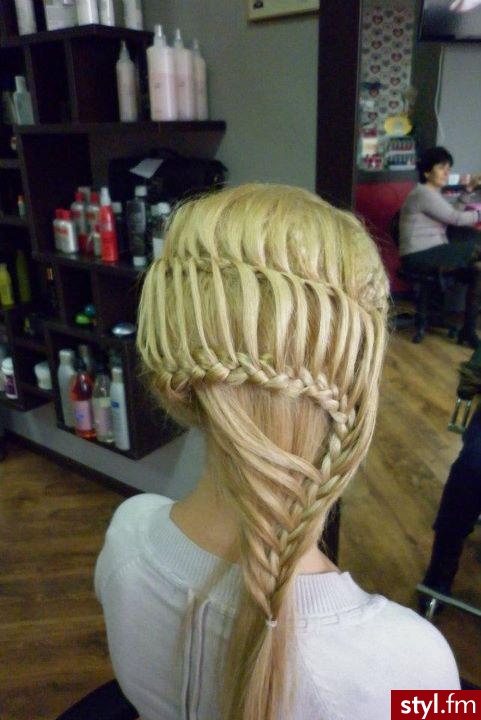 Blond Rozpuszczone Proste Na co dzień Średnie Fryzury
