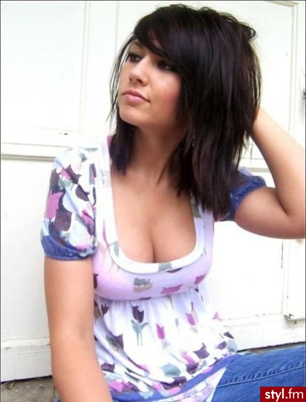 Średnie Fryzury