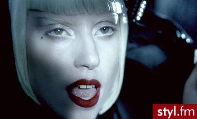 z nowego teledysku Lady Gagi..

http://www.youtube.com/watch?v=_U6hMk6WMKI&feature=player_embedded - Makijaże