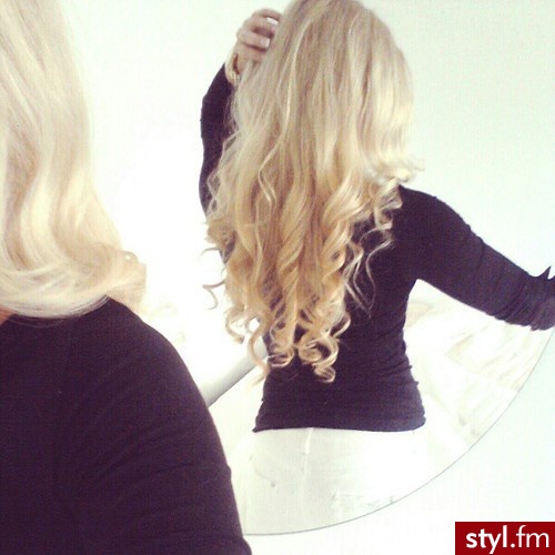 Blond Rozpuszczone Kręcone Na co dzień Długie Fryzury