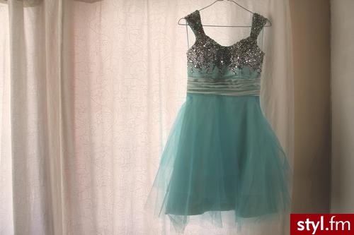 Sukienki Moda