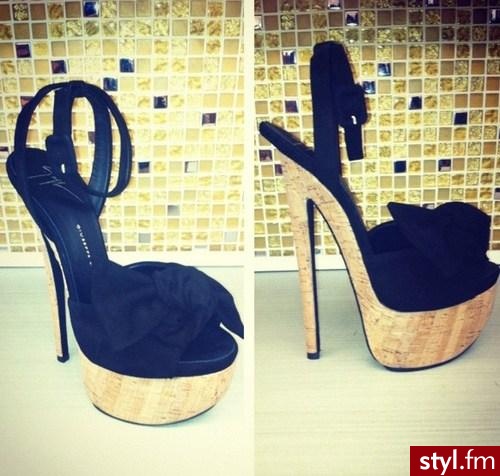 Szpilki Buty Moda