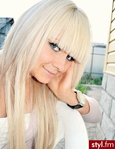 Blond Rozpuszczone Proste z grzywką Na co dzień Długie Fryzury