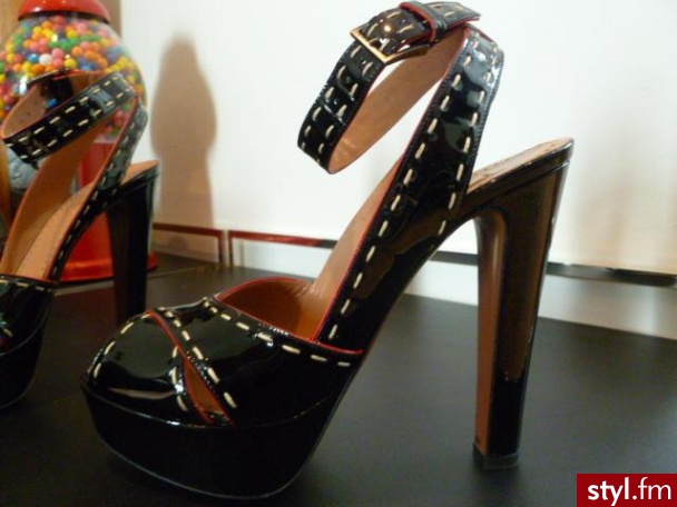 Sandały Buty Moda
