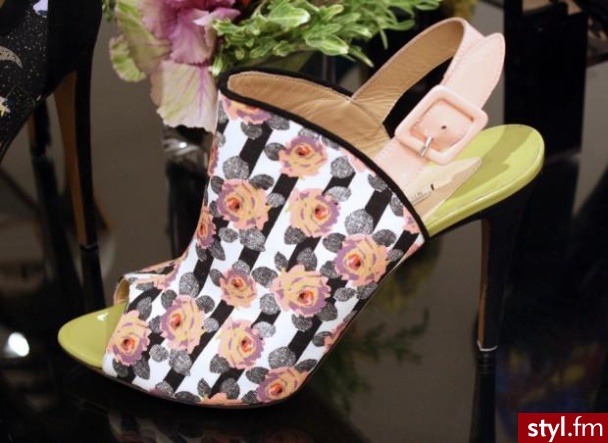 Sandały Buty Moda