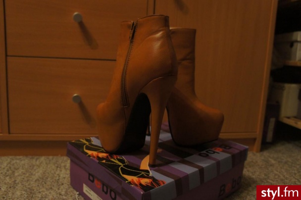 Pozostałe Buty Moda