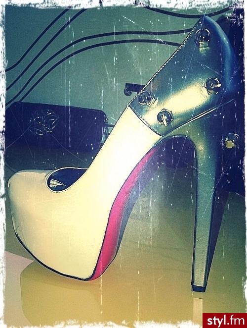 Szpilki Buty Moda