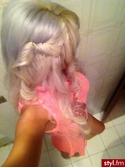 Blond Rozpuszczone Kręcone Na co dzień Długie Fryzury
