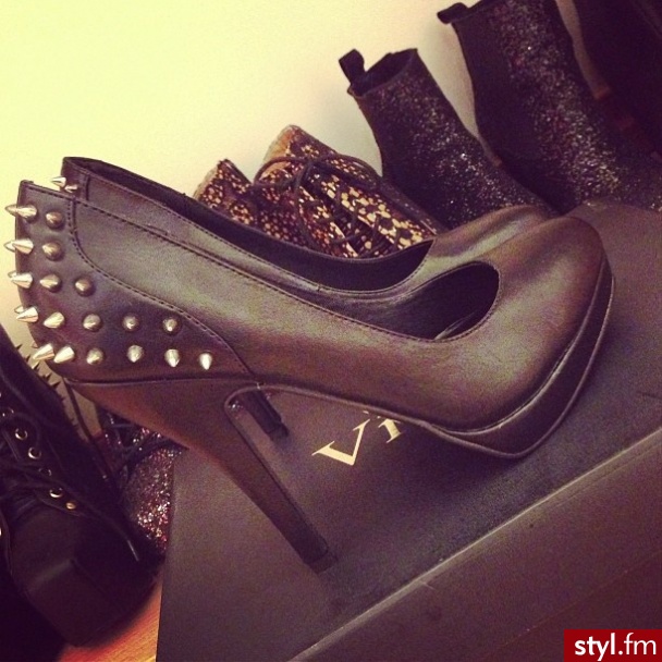 Szpilki Buty Moda