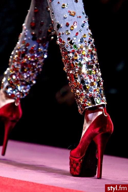 Jeansy Spodnie Moda