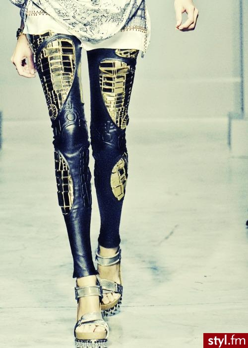 Spodnie Moda