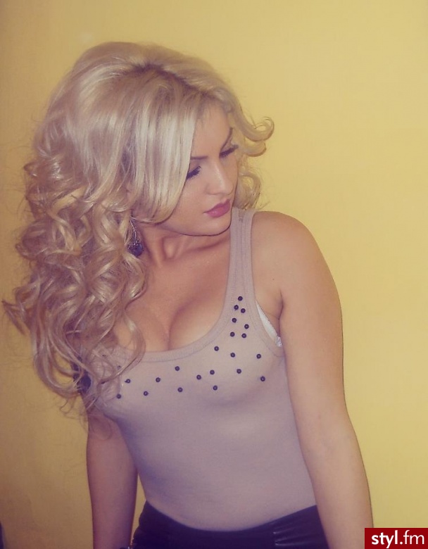 Blond Rozpuszczone Kręcone Na co dzień Długie Fryzury