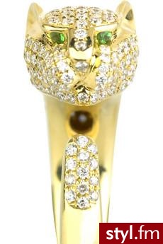 pierścionek. €4,250 Anita Ko
Jeżeli już jest proszę o link - Pozostałe Dodatki Moda