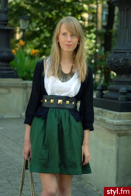 Jeżeli zdjęcie znajduje się już w galerii poproszę o link - Moda uliczna Inne Moda