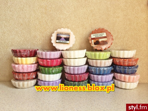 Woski zapachowe Yankee Candle FILM: https://www.youtube.com/watch?v=LxE8LNvRmug WPIS NA BLOGU: http://lioness.blox.pl/2014/04/Moje-Nowosci-27-Woskow-Zapachowych-YANKEE-CANDLE.html - Misz-masz