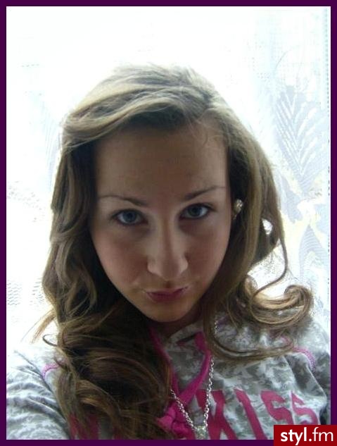Średnie Fryzury